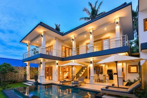 Lovina Premium Villa Resort - Luxury Holiday Service!