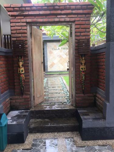 Villa Twin Lovina