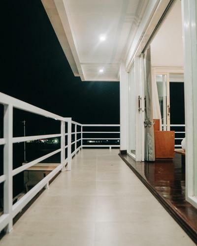 Bamboo Cozy Villa