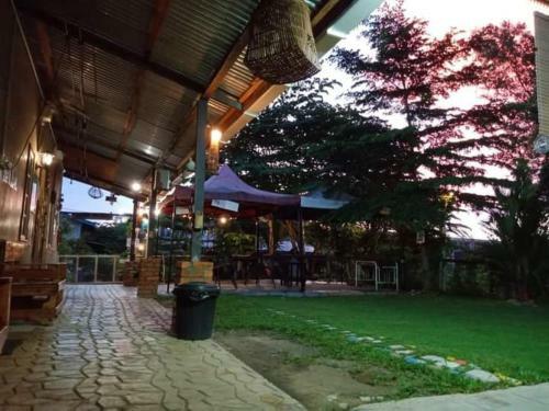 Oyo Home 90426 Kepayan Dnd Stay
