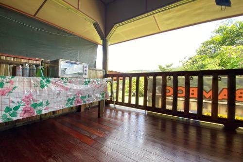 Oyo Home 90286 Yuna Bamboo Rest & Stay