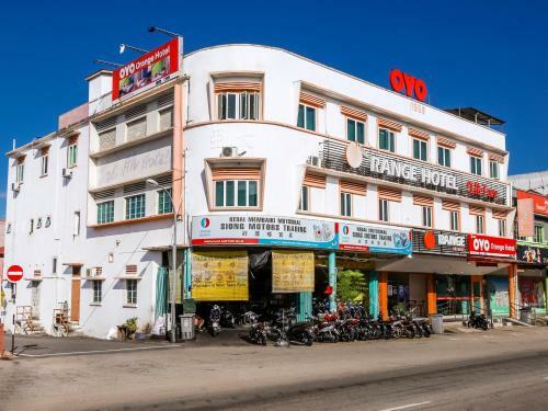 Oyo 966 Segamat Red Orange Hotel Sdn Bhd