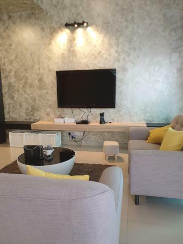Apartamento Jesmine Relax Homestay{ Sky Mirror }