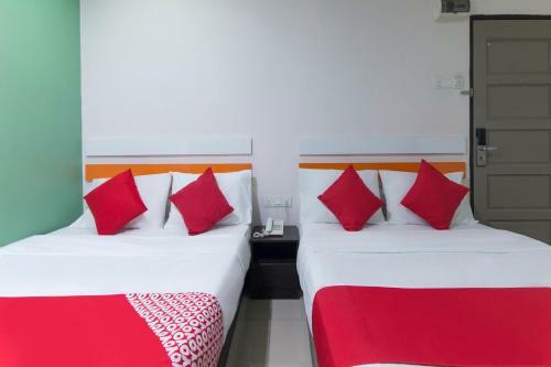 Oyo 90296 Red Orange Hotel Port Klang