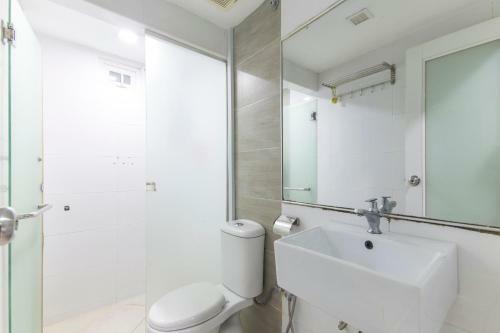Oyo 90296 Red Orange Hotel Port Klang