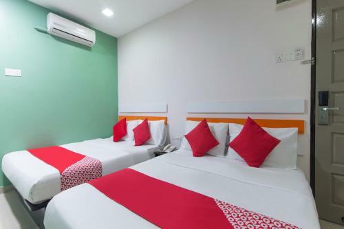 Oyo 90296 Red Orange Hotel Port Klang