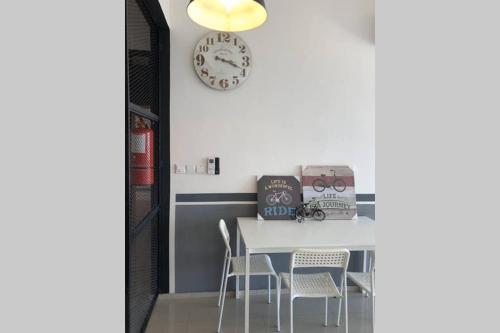 Apartamento Enjoy Modern, Spacious, Peaceful Stay With Lake View - Gravit8