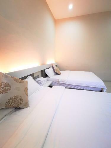 Warni Villa 13 Whole Or Room