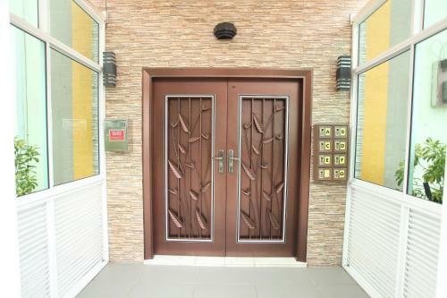 Warni 45 Whole Or Room