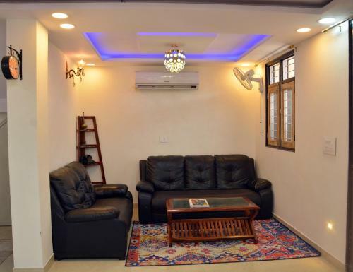 Luxurious 7 Bed Room Villa - Private Rooms