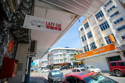 Hostal Lazy Cat Home At Gaya Street