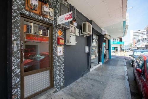 Hostal Lazy Cat Home At Gaya Street