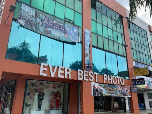 Hotel Spot On 89900 Jesselton Capsule Inn