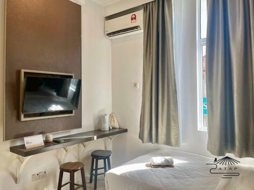 Atap Hotel