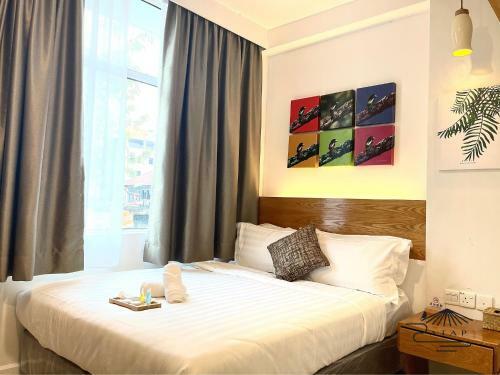 Atap Hotel