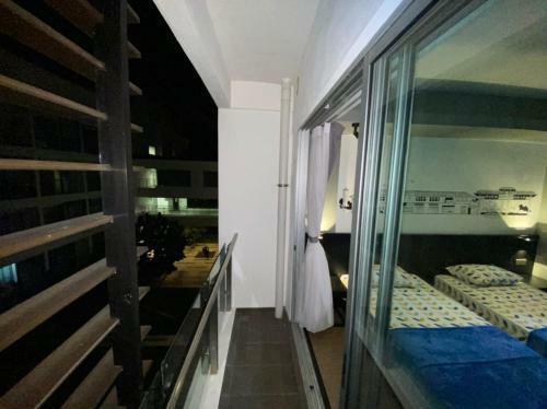 Apartamento Aeropod Rhy Homey Home Stay