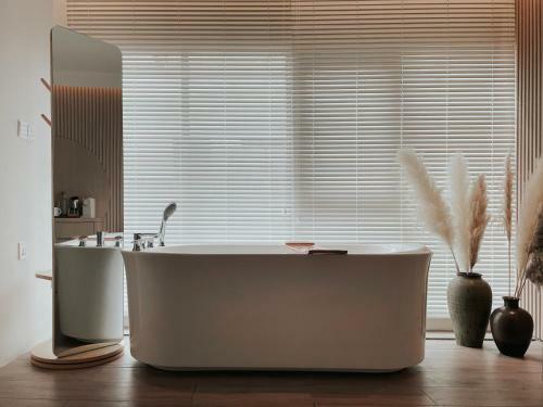 The Cara Boutique Hotel