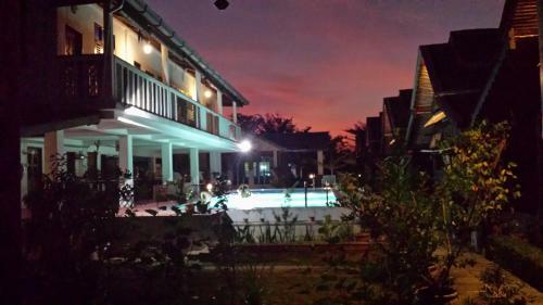 Hostal Tanabendang Banglos