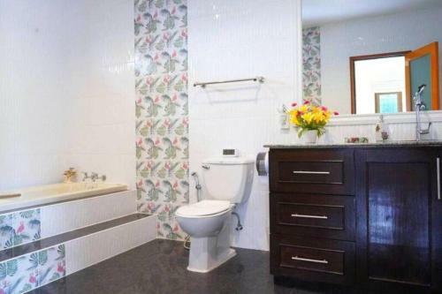 Flamingo Villa With Private Pool, Near The Sea ???????
