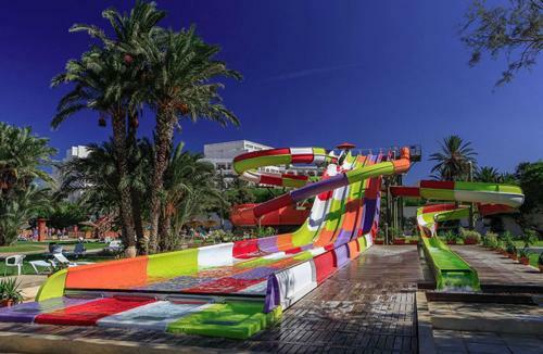 Hotel Sahara Beach Aquapark Resort