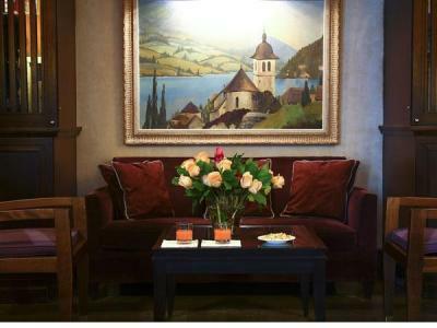De La Jatte Hotel