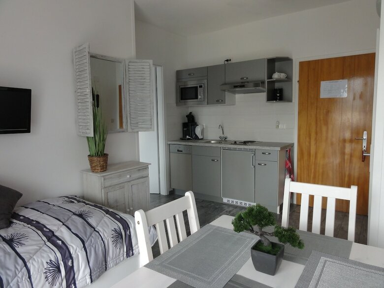 Hostal Pension Adlerhorst