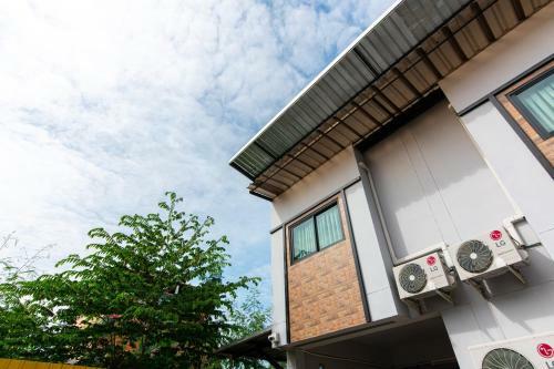 Hotel Matini Klong1