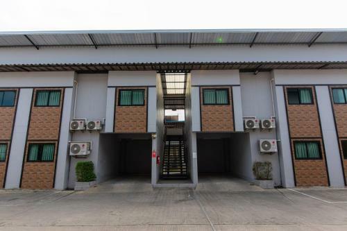 Hotel Matini Klong1