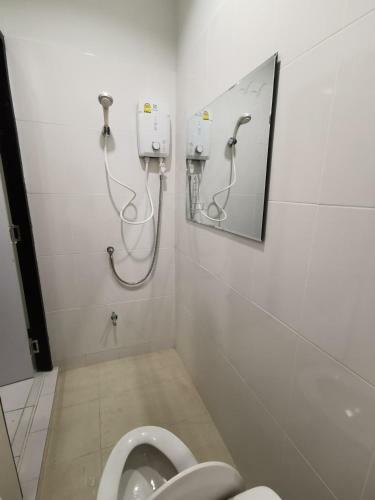 J Room Bangsaen