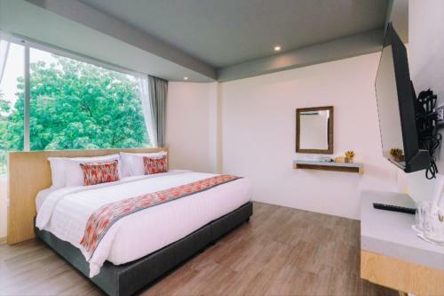 Hotel Charcoal Panwa Beach Phuket