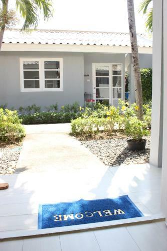 Hotel 1715 House & Caff Resort, Phuket