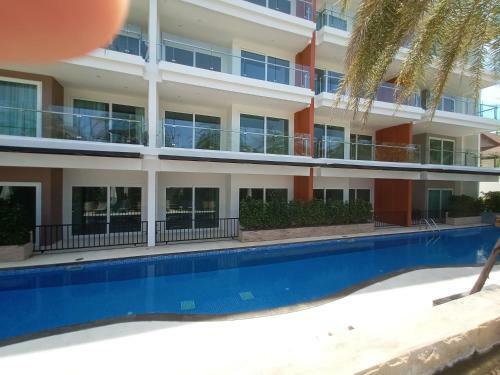 Hotel Babylon Sky Garden - Long Term Holiday Rentals