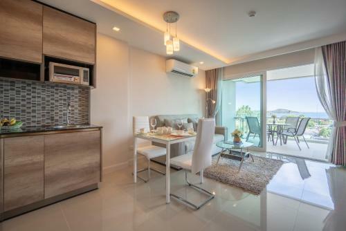 Hotel Babylon Sky Garden - Long Term Holiday Rentals