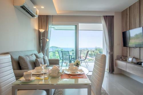 Hotel Babylon Sky Garden - Long Term Holiday Rentals