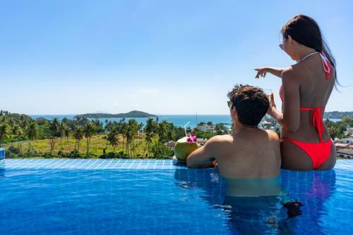 Hotel Babylon Sky Garden - Long Term Holiday Rentals