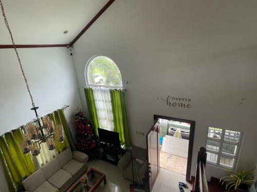 Cozy, Private House