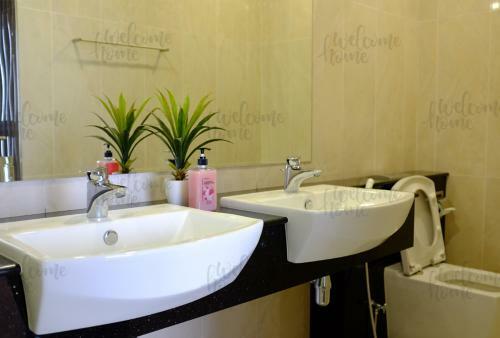 Apartamento Paragon Residences Straits View Homestay