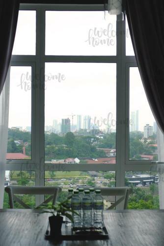 Apartamento Paragon Residences Straits View Homestay