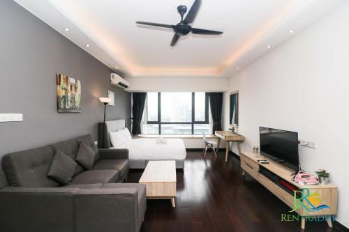 Holi Seaview Apartment R&f Princess Cove