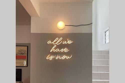 {hidden Gem} Abode@tropika Stylish Designer's Home