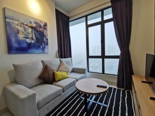 Oyo Home 90400 One Tebrau Homestay