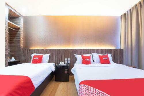 Capital O 90447 Hotel Ezzyhome Kebun Teh