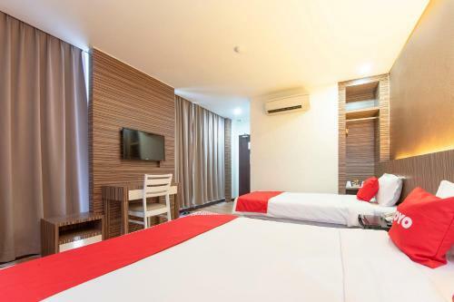 Capital O 90447 Hotel Ezzyhome Kebun Teh