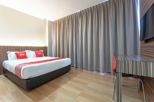 Capital O 90447 Hotel Ezzyhome Kebun Teh