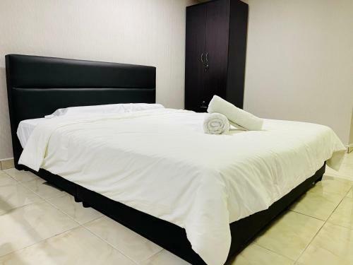 Villa Rooftop Garden Cottage