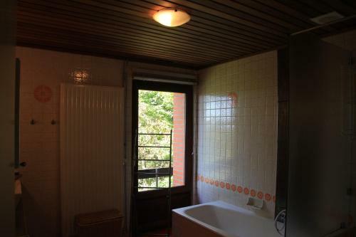 Green Hill Apartment