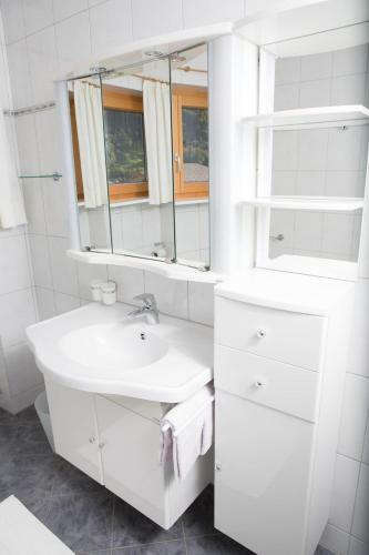 Hostal Haus Theresia