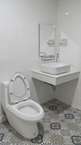 Sri Chumphon Hotel