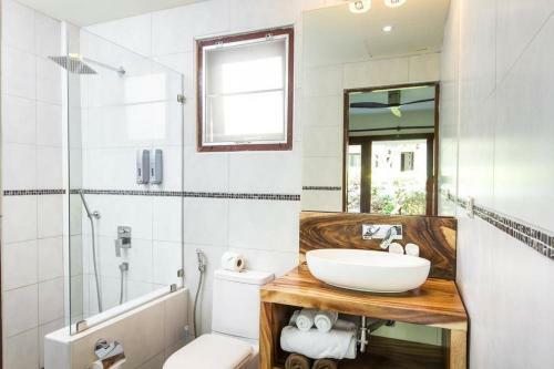 1 Bedroom Villa Blue - 20 Seconds Walk To Beach