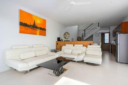 7 Bed Luxury Seaview Villas 5 Mins To Beach